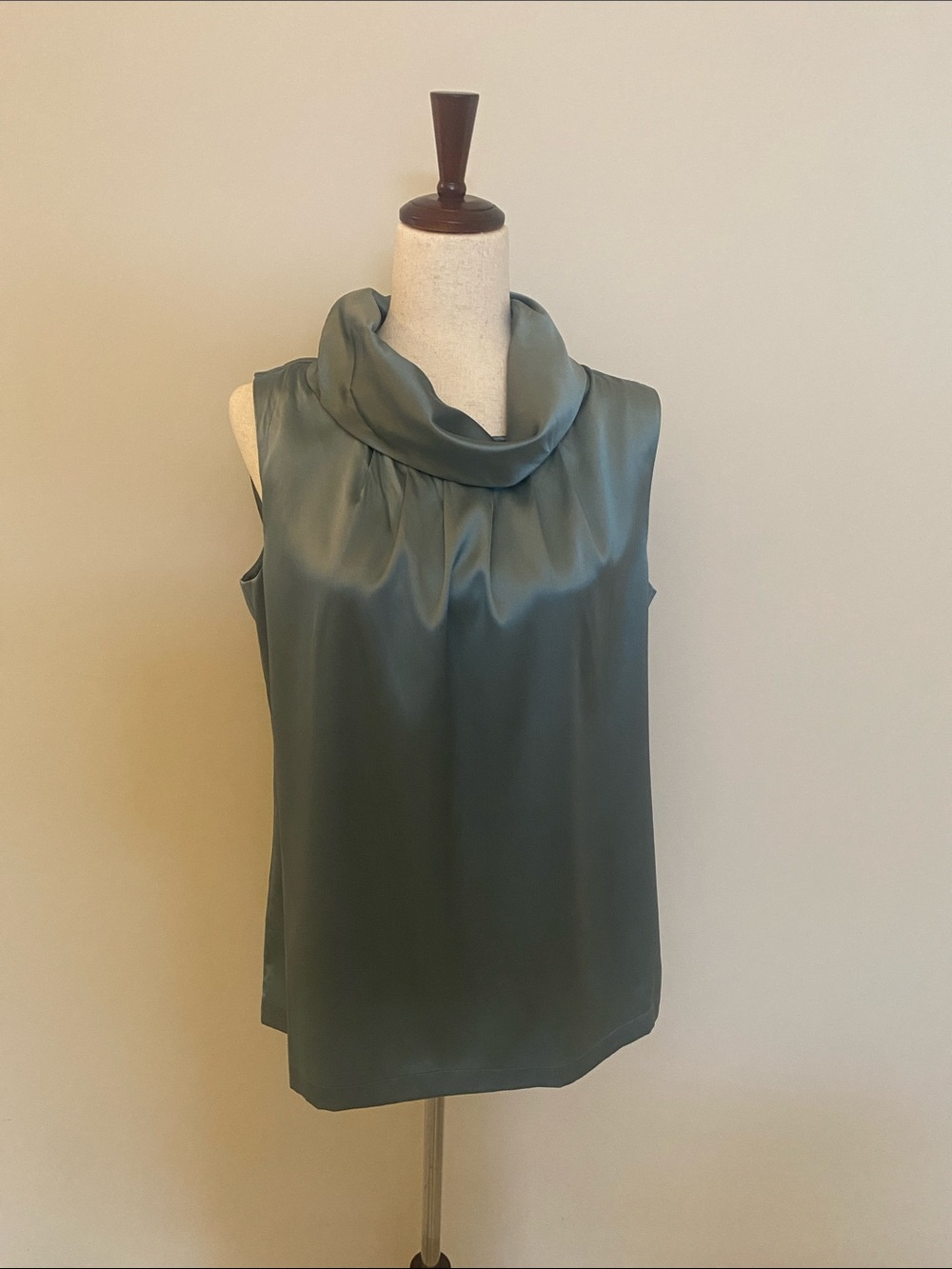 Ann Taylor Satin Cowl Neck Sleeveless Top in Teal Green